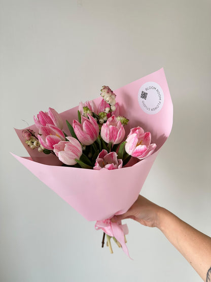 “Shine bright ” Art bouquet
