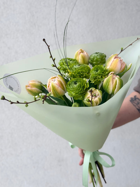 "Strawberry Mojito" Art Bouquet – BloomRoom.ee, fresh flowers in Tallinn