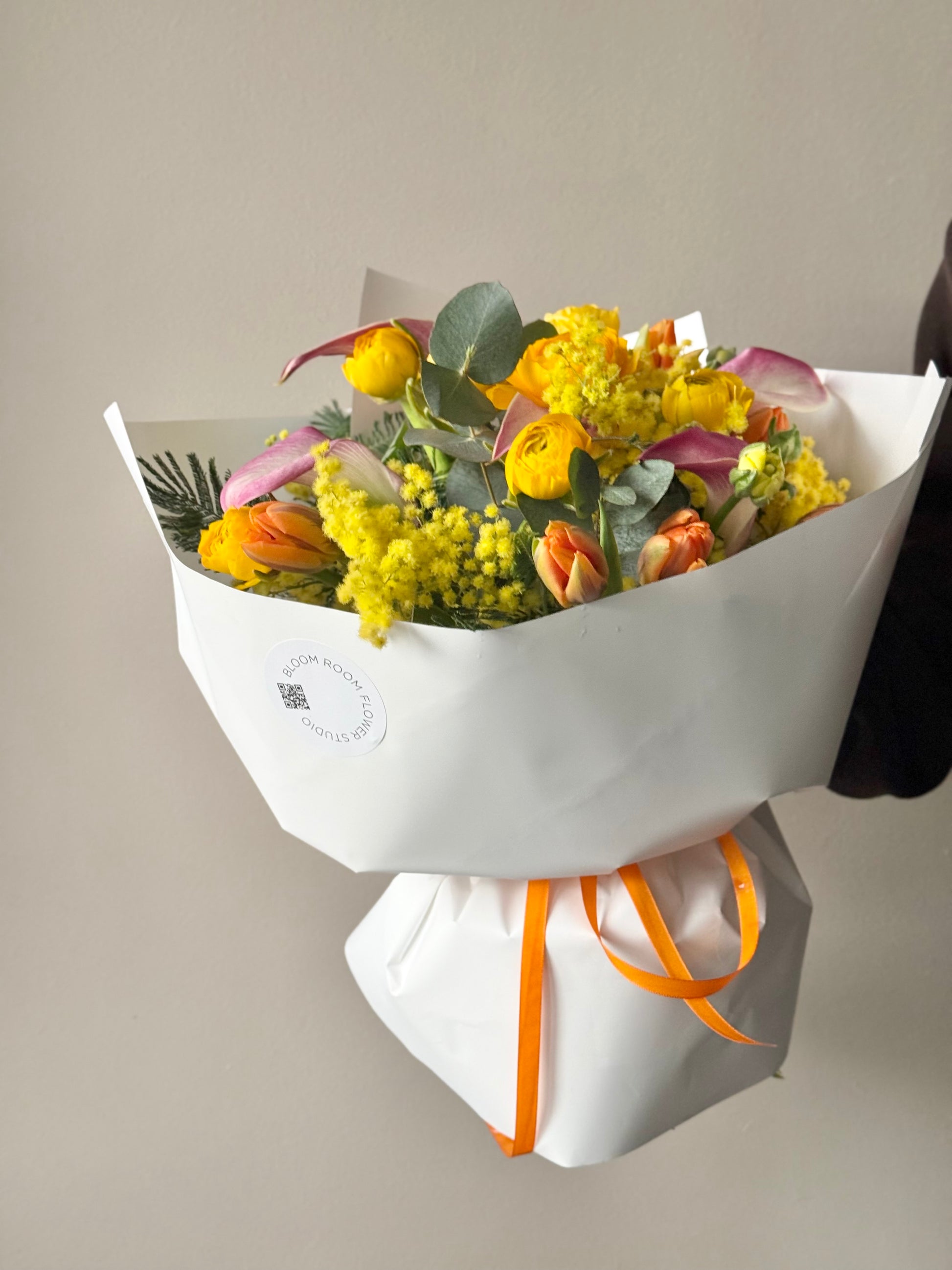 Pulmade kimp "Honeymoon" | Букет "Honeymoon" | "Honeymoon" Art Bouquet with vibrant flowers and greens