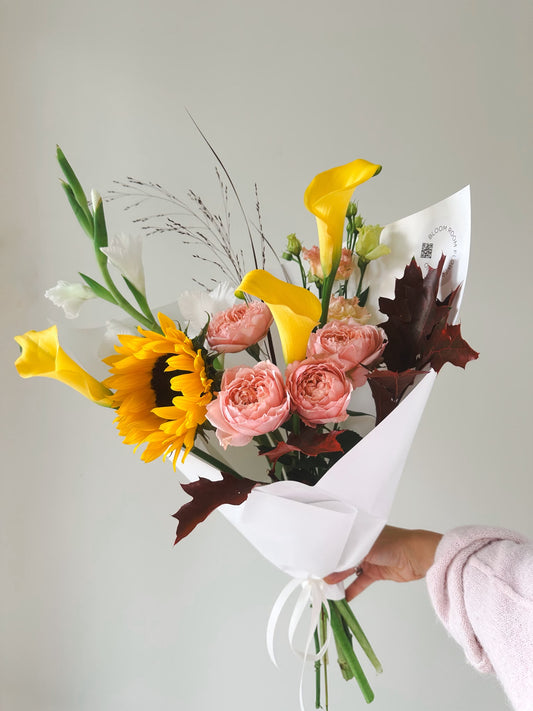 “Shine bright ” Art bouquet – BloomRoom.ee, värsked lilled Tallinnas