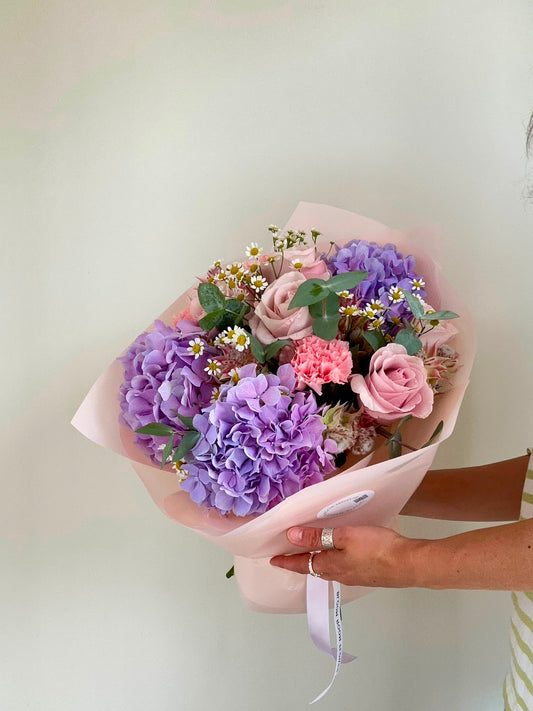 “Bloom, baby, bloom🌸”Art Bouquet – BloomRoom.ee, fresh flowers in Tallinn