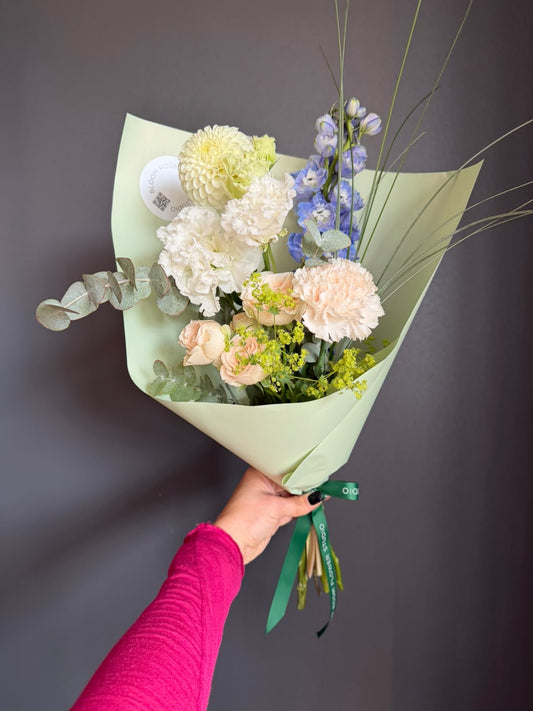 “Shine bright ” Art bouquet – BloomRoom.ee, värsked lilled Tallinnas