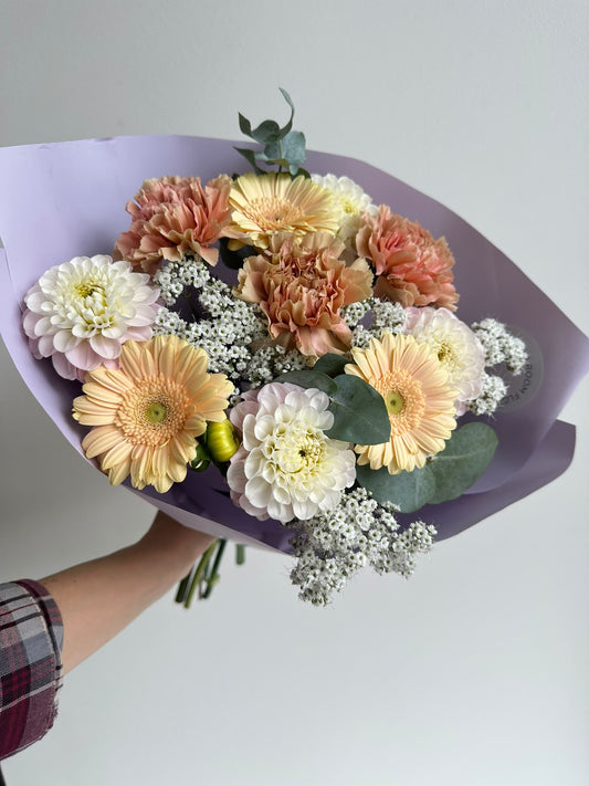 “Soft pillows” Art Bouquet – BloomRoom.ee, värsked lilled Tallinnas
