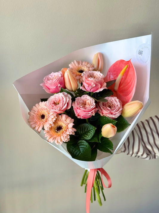 "Just Lovely" Art Bouquet – BloomRoom.ee, fresh flowers in Tallinn