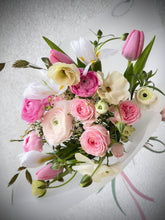Загрузить изображение в средство просмотра галереи, “Pink Spring” bouquet
