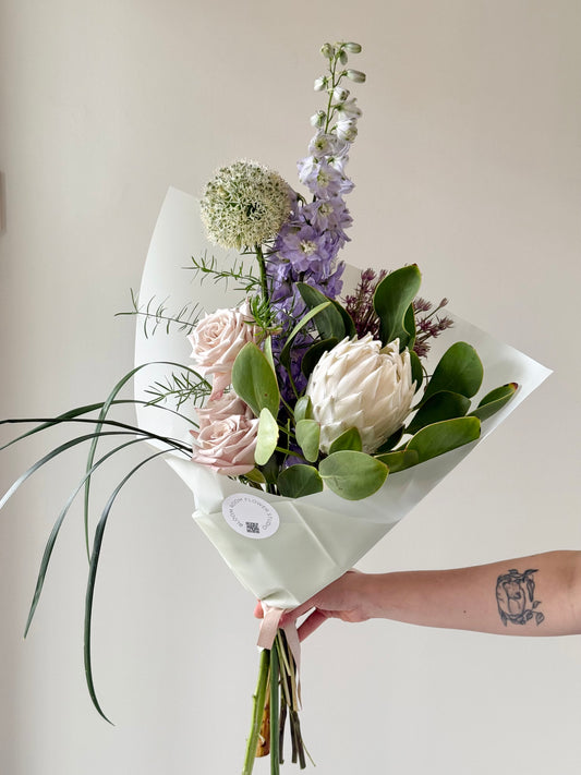 "Exotic Mix"  Bouquet – BloomRoom.ee, fresh flowers in Tallinn