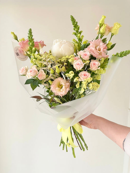 "Limoncello"  Art  Bouquet – BloomRoom.ee, fresh flowers in Tallinn