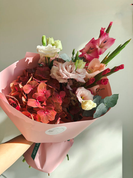 “Pink mood” Grand Bouquet – BloomRoom.ee, fresh flowers in Tallinn