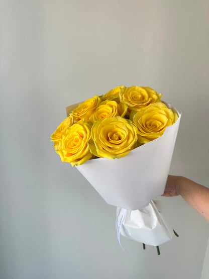 9 💛 Yellow Ecuador Roses “Cancun”