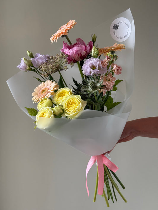 "I want to become a rainbow" Art bouquet – BloomRoom.ee, fresh flowers in Tallinn