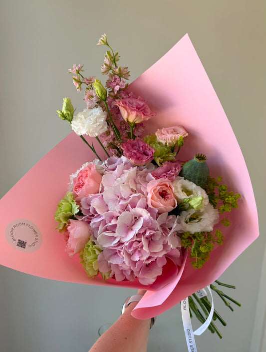 “Grannys secret garden”  Grand Bouquet – BloomRoom.ee, fresh flowers in Tallinn
