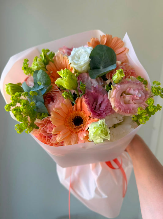 "Summer set" Pop up Bouquet – BloomRoom.ee, fresh flowers in Tallinn
