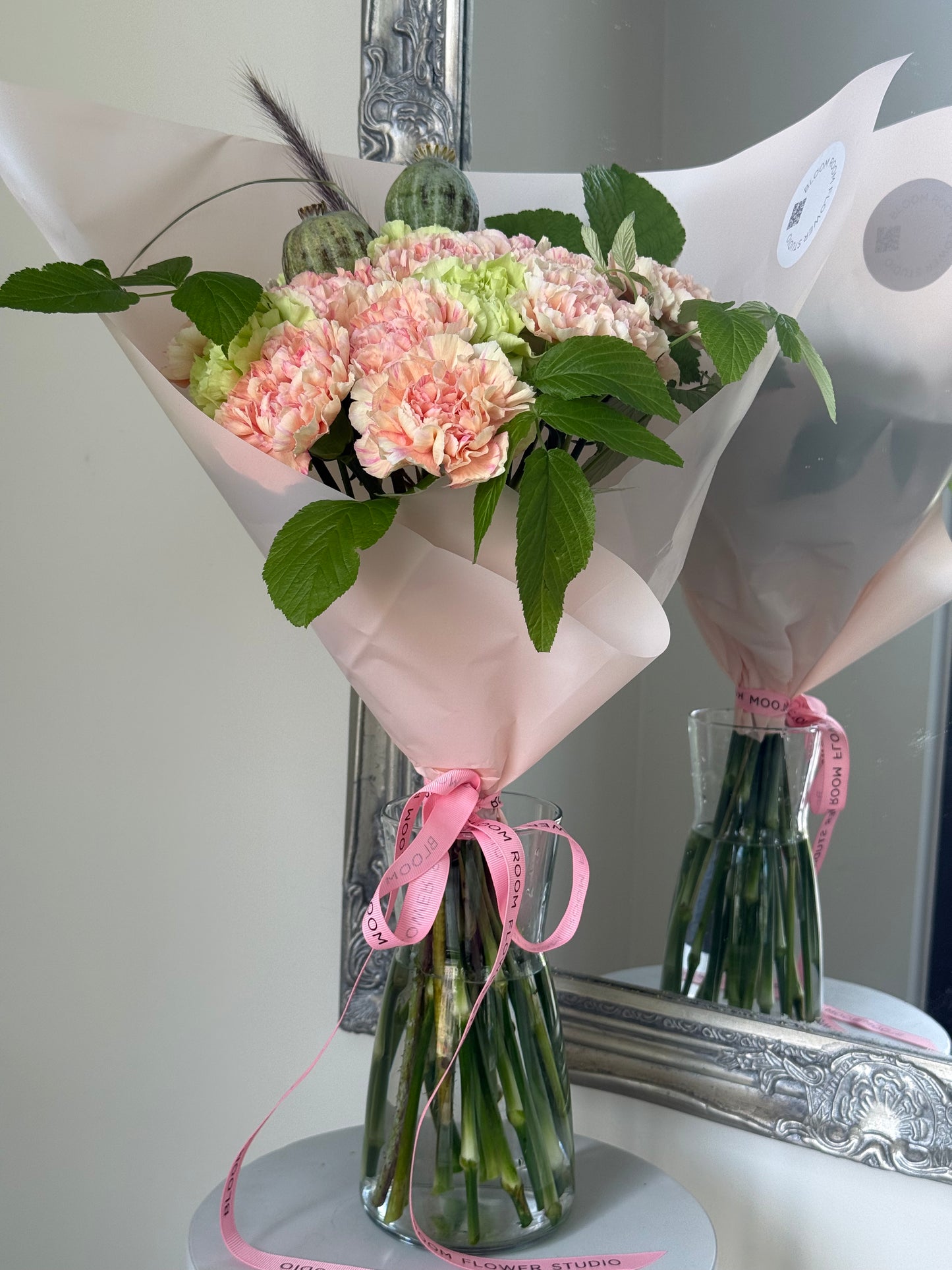 "Day Dreams” art bouquet