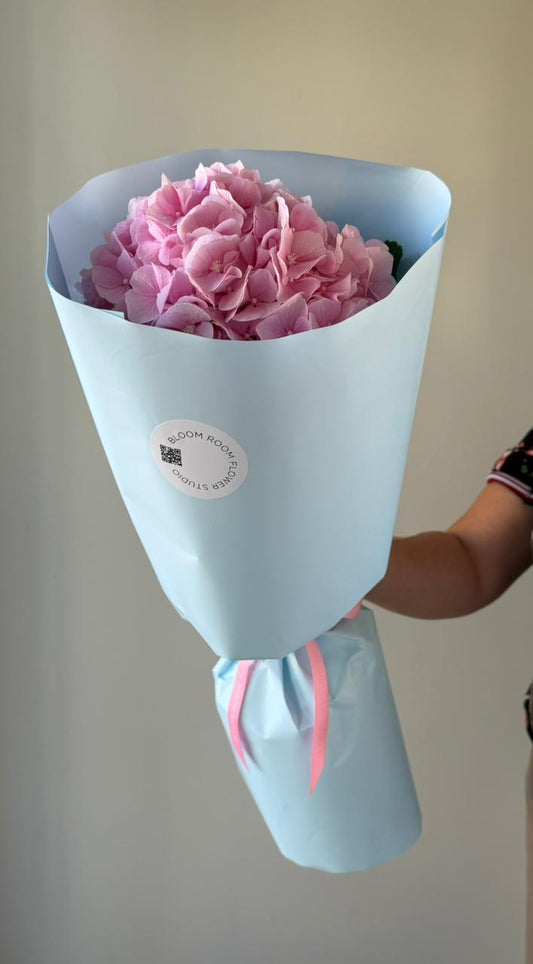 "Missis Bombastic" Bouquet – BloomRoom.ee, fresh flowers in Tallinn