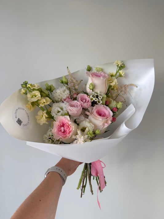 Sunset lilies – BloomRoom.ee, fresh flowers in Tallinn