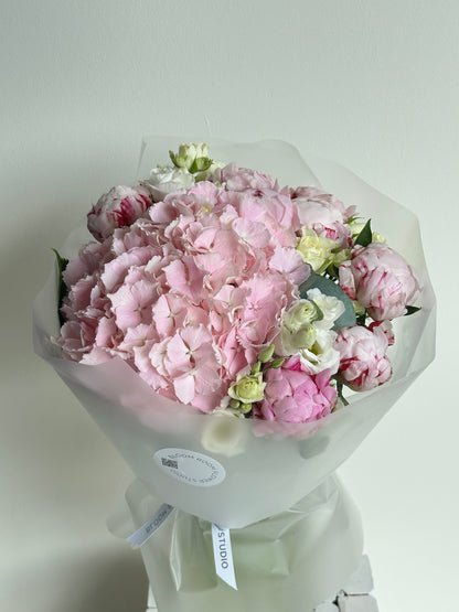 “Pink mood” Grand Bouquet