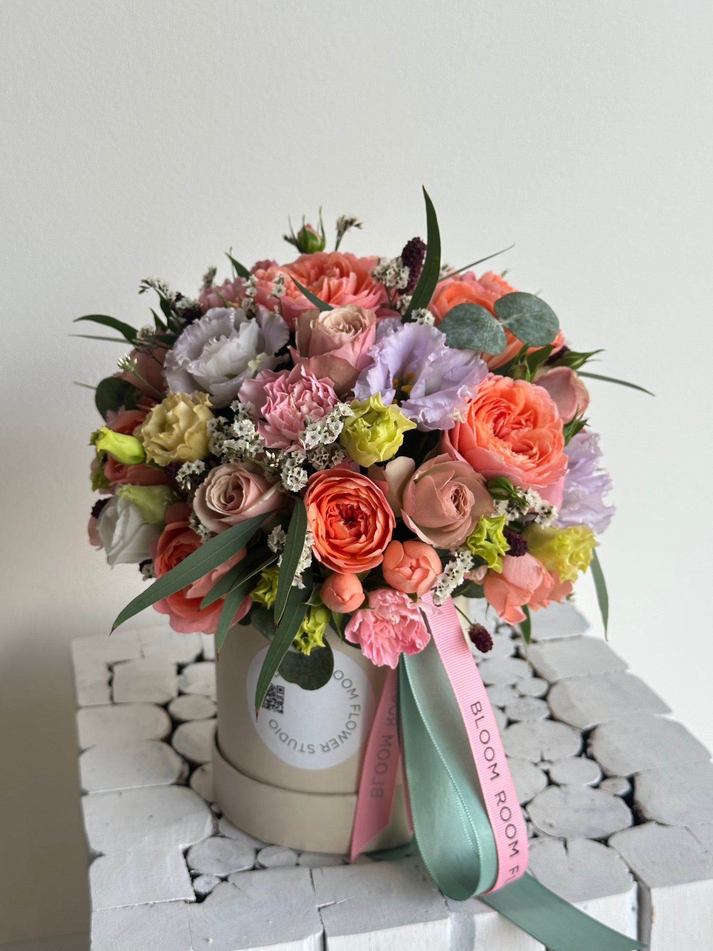 Summer flowers mix in a Bloom Box