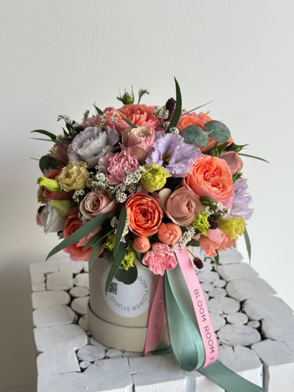 Summer flowers mix in a Bloom Box