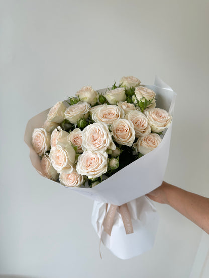 7 “Sofia” Spray  roses