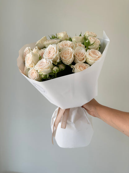 7 “Sofia” Spray  roses