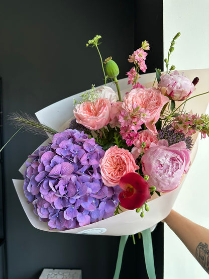 "a`la Eton Mess" Maxi Bouquet