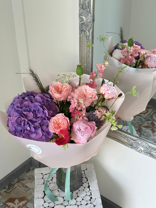 "a`la Eton Mess" Maxi Bouquet – BloomRoom.ee, fresh flowers in Tallinn