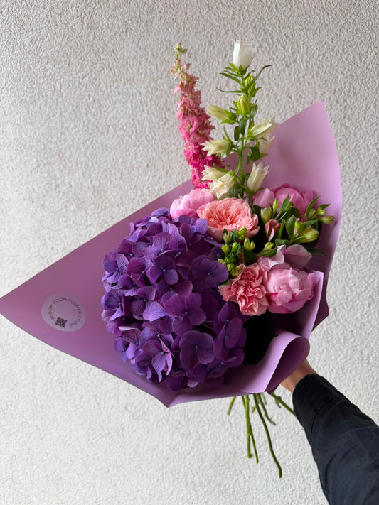 "Pop up summer mix" Art bouquet – BloomRoom.ee, fresh flowers in Tallinn