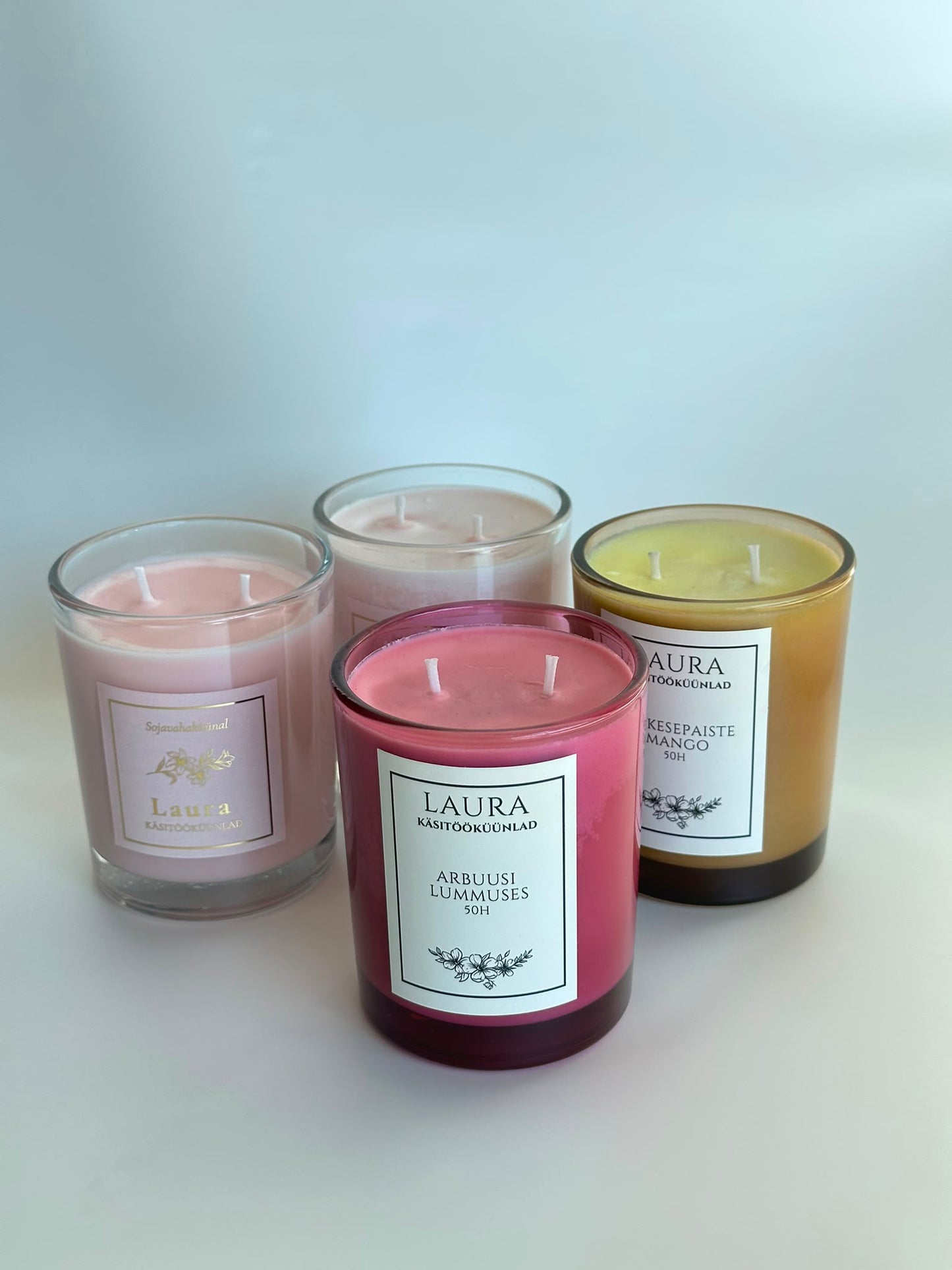 Handcrafted aromatic candles made of soy wax
