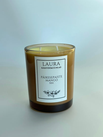 Handcrafted aromatic candles made of soy wax