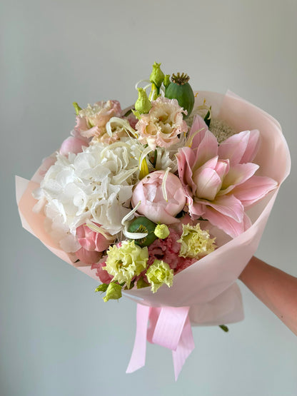 "Good morning, sunshine!" Art bouquet