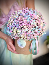 Load image into Gallery viewer, Rainbow bloom box
