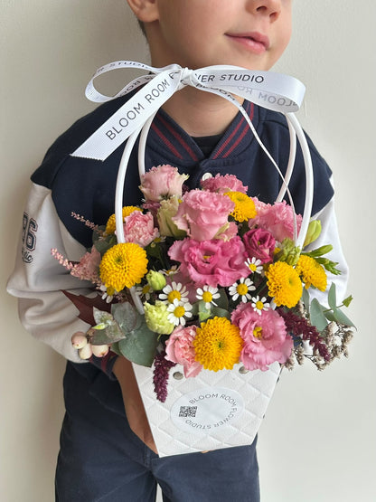 Hold me close flower bag as a gift
