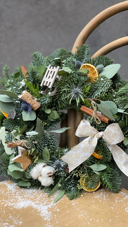 Jõuluvana pärg, dekoratiivsed elementide ja tsitrusviljadega | Рождественский венок с декором и цитрусовыми | Christmas wreath with decorative elements and citrus fruits