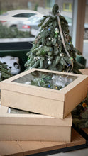 Загрузить изображение в средство просмотра галереи, Christmas Wreath
