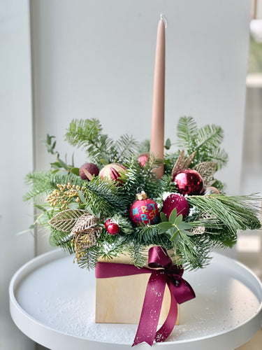 christmas tree, table, flower, plate, christmas, decoration