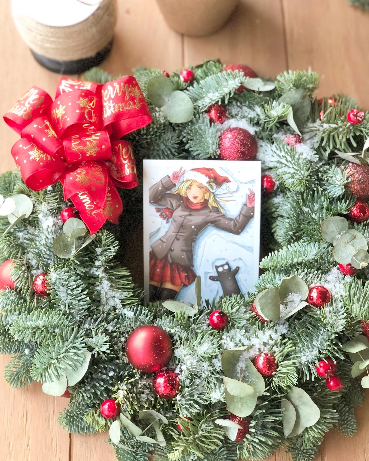 Jõuluvöönd punase kaunistusega | Рождественский венок с красным декором | Christmas wreath with red decor